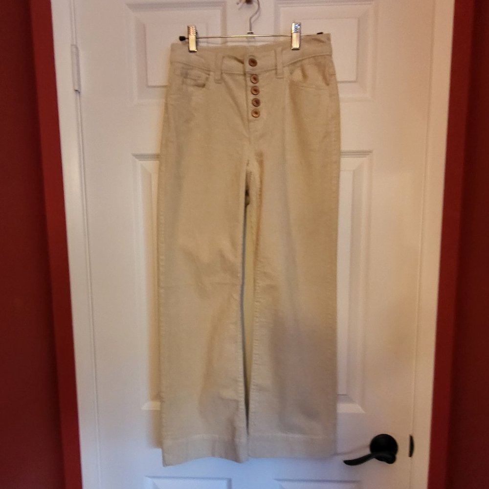 Cabi Palm Beach Crop, Winter White Corduroy, Size 00